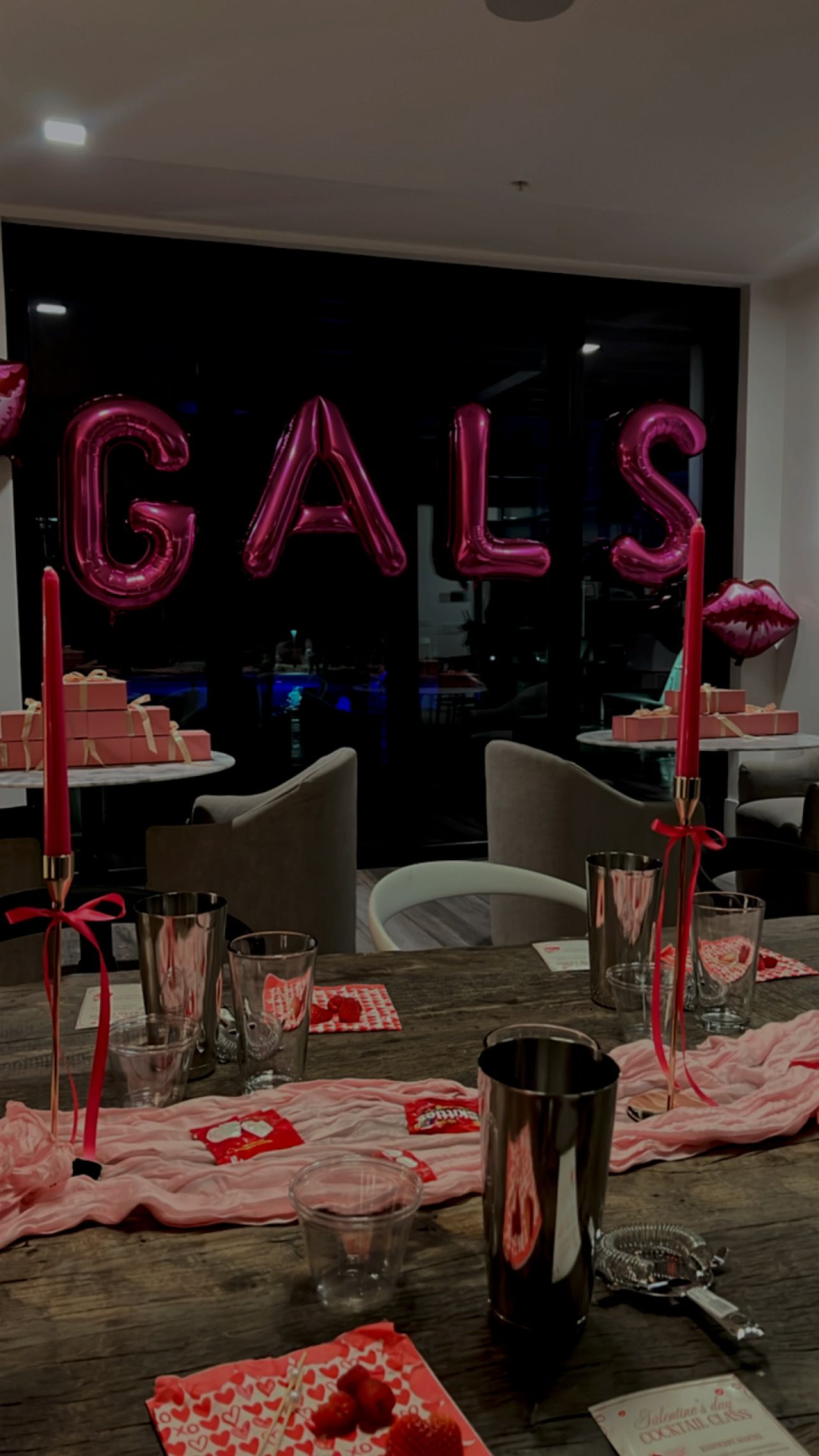 GALS balloon letters and Valentine's cocktail class tablescape